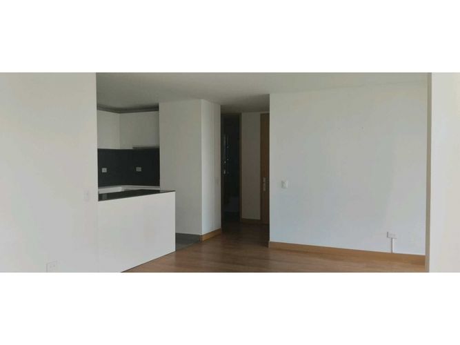 Apartamento en venta en Bosque De Pinos, Bogotá · foto 4 de 20