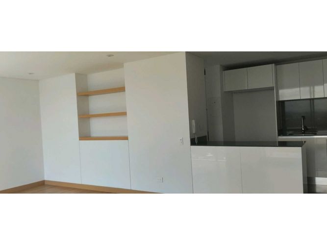 Apartamento en venta en Bosque De Pinos, Bogotá · foto 5 de 20