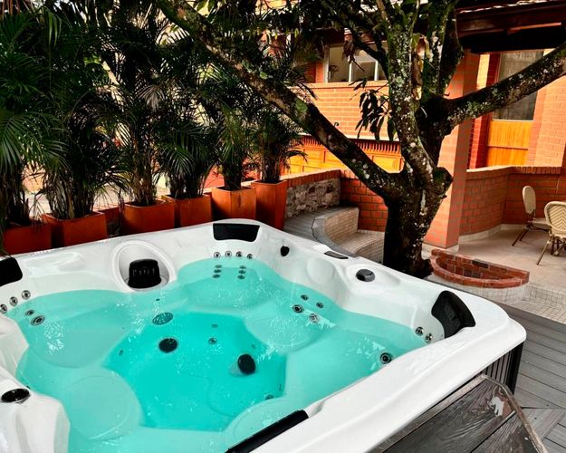 Casa de 4 alcobas en arriendo en El Poblado, Medellín, 334 m² · foto 16 de 19