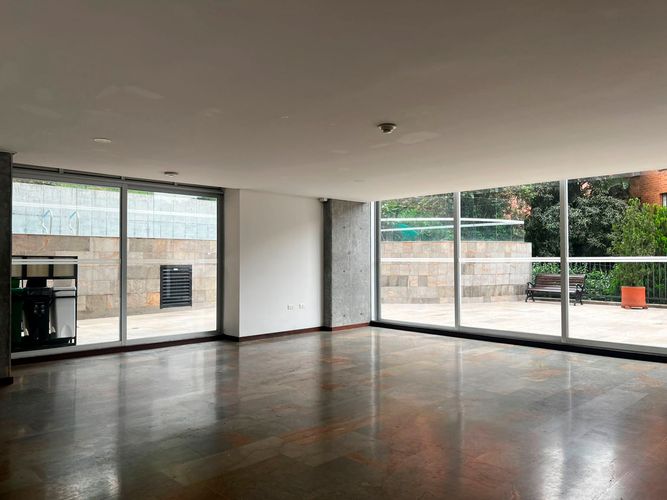 Apartamento de 3 alcobas en arriendo en Loma Benedictinos, Envigado, 125 m² · foto 4 de 19