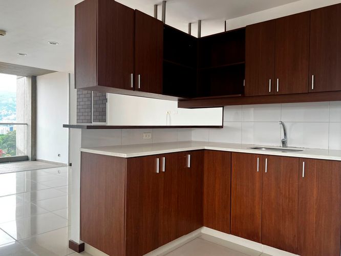 Apartamento de 3 alcobas en arriendo en Loma Benedictinos, Envigado, 125 m² · foto 5 de 19