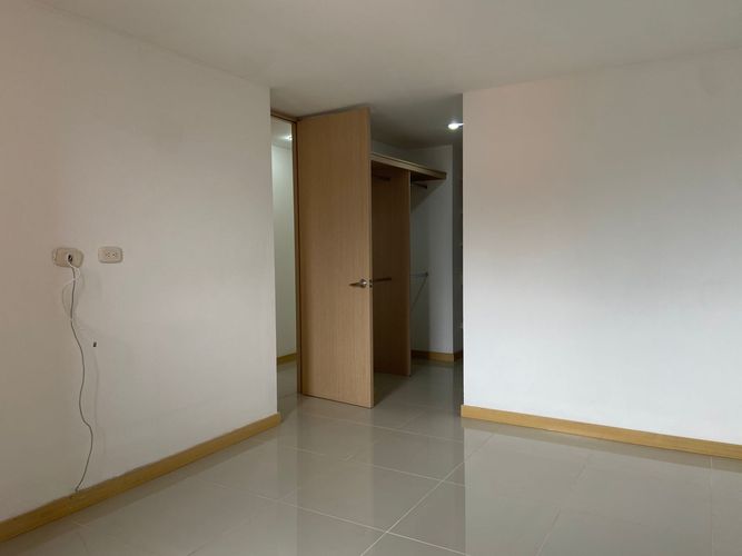 Apartamento de 3 alcobas en arriendo en San Jose, Sabaneta, 105 m² · foto 10 de 19
