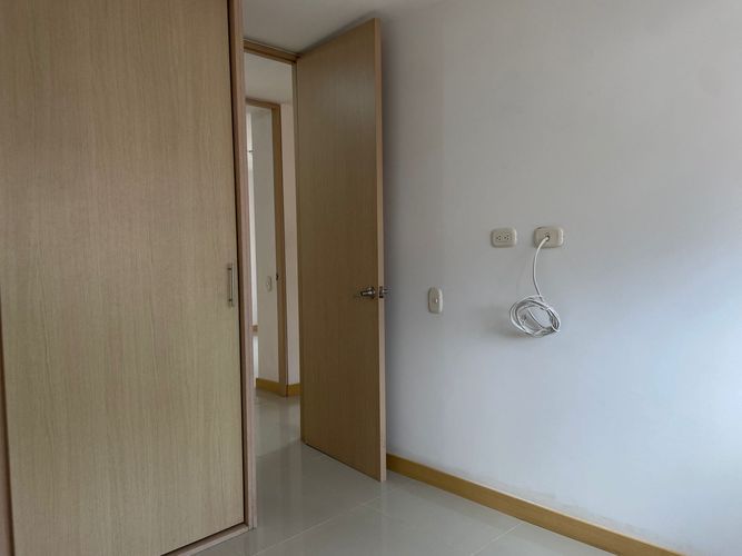 Apartamento de 3 alcobas en arriendo en San Jose, Sabaneta, 105 m² · foto 14 de 19