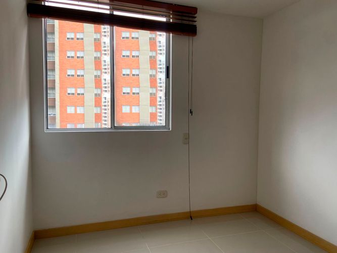 Apartamento de 3 alcobas en arriendo en San Jose, Sabaneta, 105 m² · foto 16 de 19