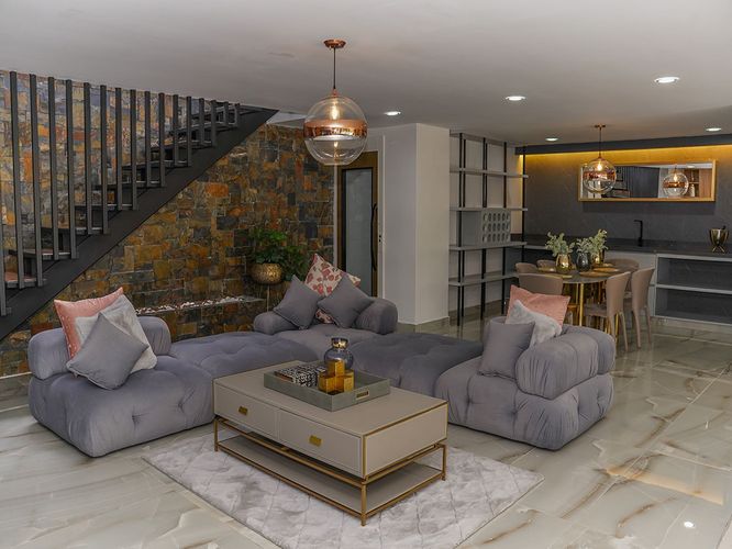 Casa de 5 alcobas en venta en Loma Del Chocho, Envigado, 670 m² · foto 5 de 20