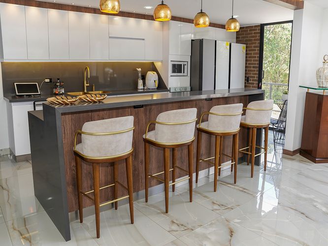 Casa de 5 alcobas en venta en Loma Del Chocho, Envigado, 670 m² · foto 7 de 20