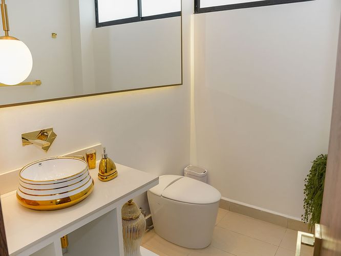 Casa de 5 alcobas en venta en Loma Del Chocho, Envigado, 670 m² · foto 15 de 20