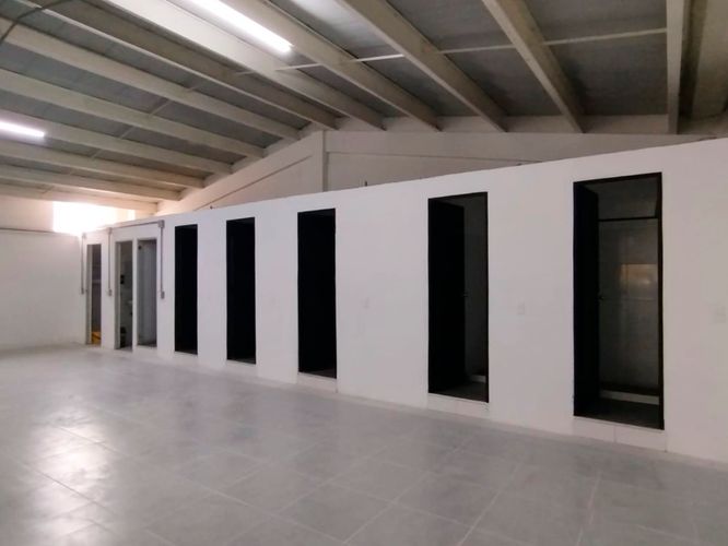 Local en arriendo en Laureles, Medellín, 345 m² · foto 6 de 7