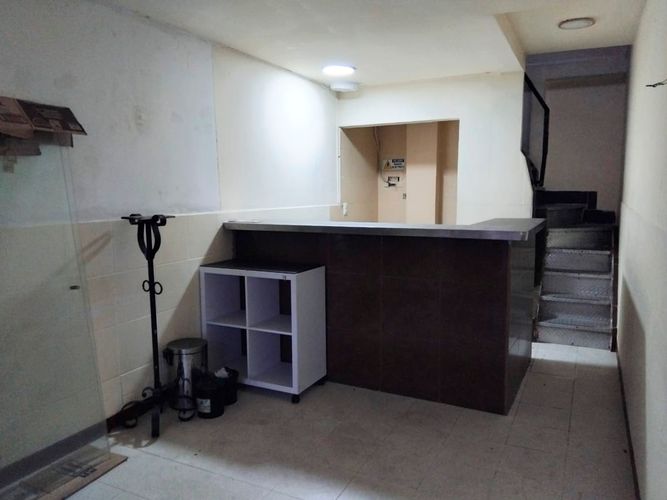 Local en arriendo en El Poblado, Medellín, 32 m² · foto 2 de 4