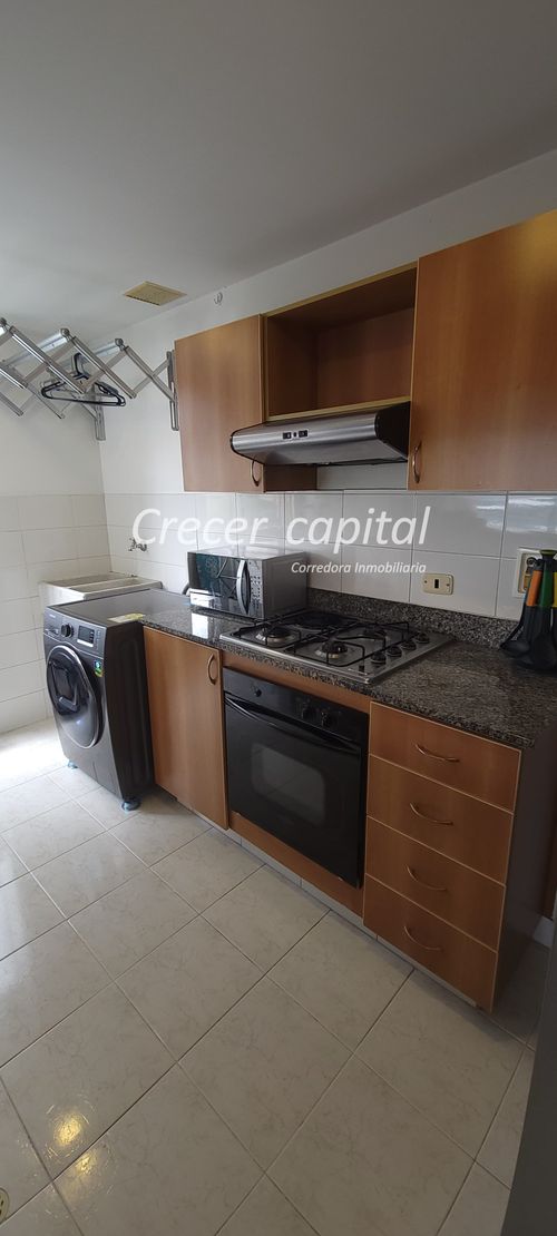 Apartamento de 2 alcobas en arriendo en Los Balsos, Medellín, 75 m² · foto 4 de 14