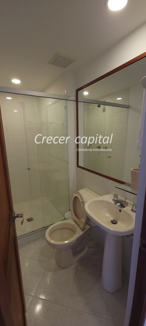 Apartamento de 2 alcobas en arriendo en Los Balsos, Medellín, 75 m² · foto 10 de 14