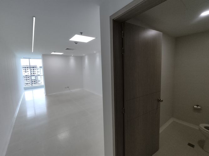 Consultorio en arriendo en Terrazas De Menzuli, Floridablanca, 40 m² · foto 5 de 13