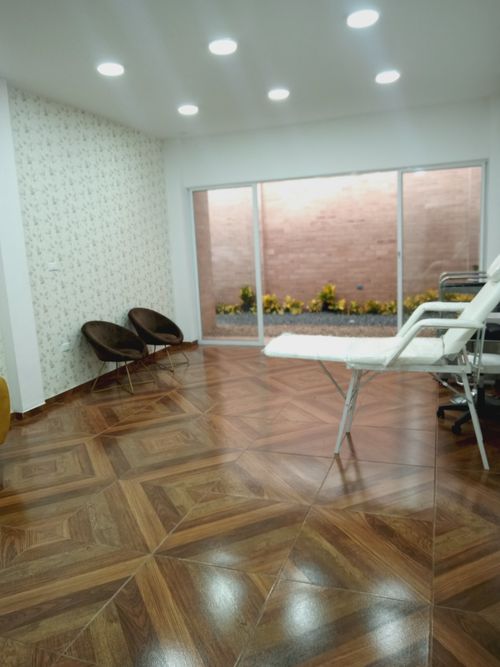 Local en venta en Prados Del Norte, Cali, 360 m² · foto 19 de 24