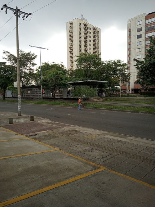 Local en venta en Prados Del Norte, Cali, 360 m² · foto 24 de 24