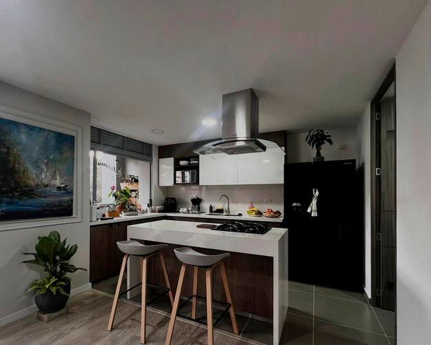Apartamento en venta en Cumbres, Envigado · foto 3 de 11