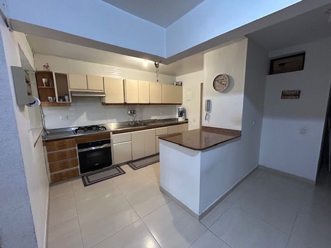 Casa de 4 alcobas en venta en Bosques De Santa Helena, Ibagué, 180 m² · foto 8 de 20