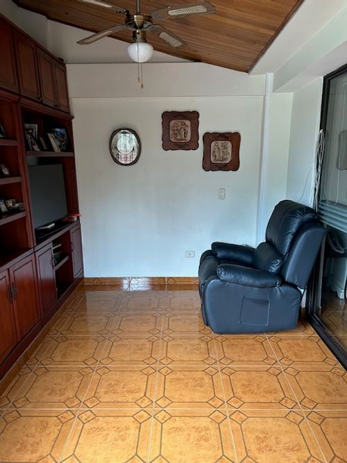 Casa de 4 alcobas en venta en Bosques De Santa Helena, Ibagué, 180 m² · foto 17 de 20