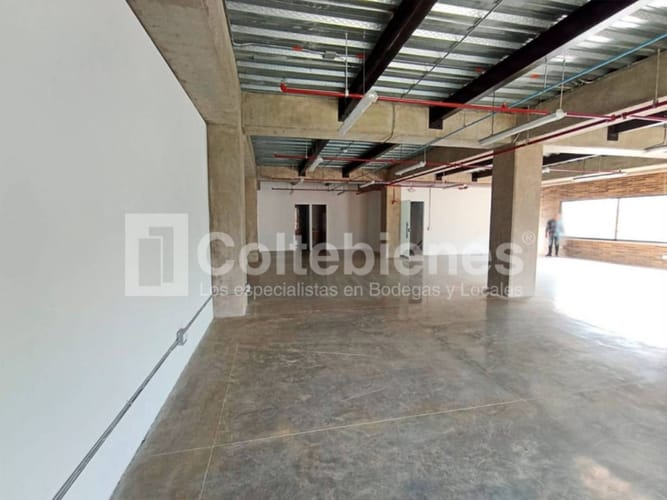 Local en arriendo en Trinidad, Medellín, 210 m² · foto 5 de 14