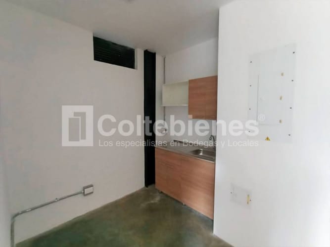 Local en arriendo en Trinidad, Medellín, 210 m² · foto 9 de 14