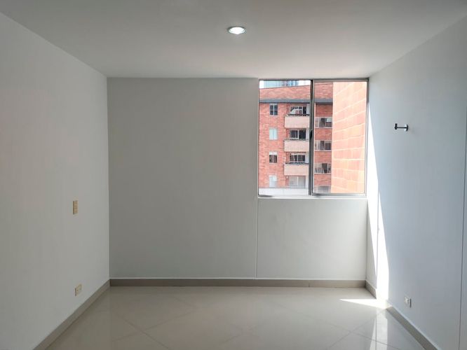 Apartamento de 3 alcobas en arriendo en El Poblado, Medellín, 84 m² · foto 9 de 17