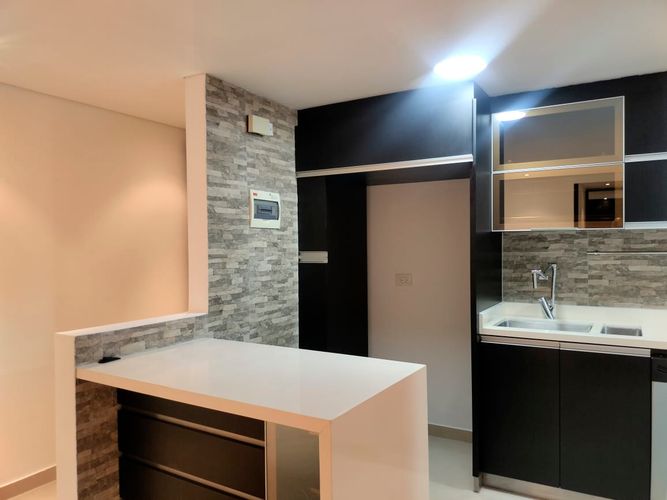 Apartamento de 3 alcobas en arriendo en El Poblado, Medellín, 74 m² · foto 4 de 17