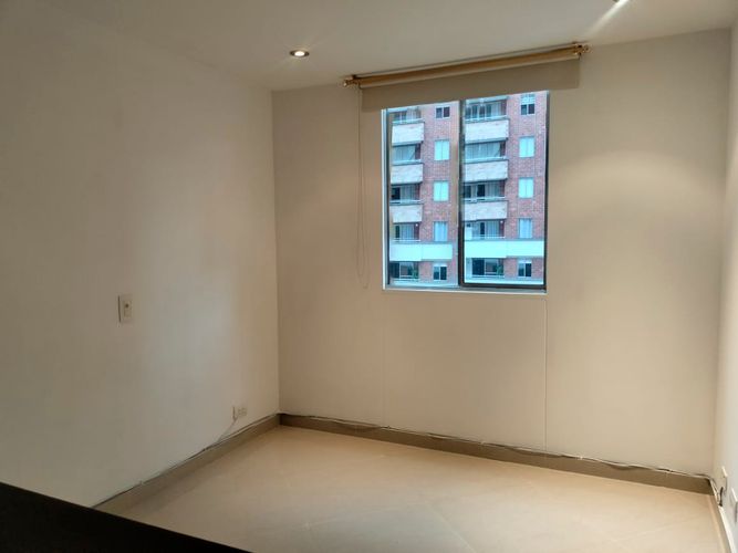 Apartamento de 3 alcobas en arriendo en El Poblado, Medellín, 74 m² · foto 8 de 17
