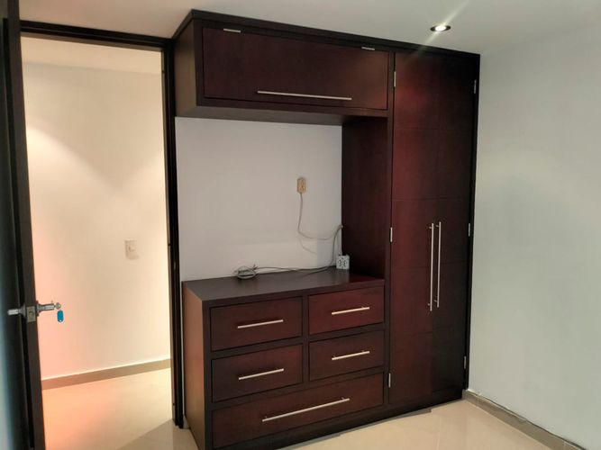 Apartamento de 3 alcobas en arriendo en El Poblado, Medellín, 74 m² · foto 14 de 17