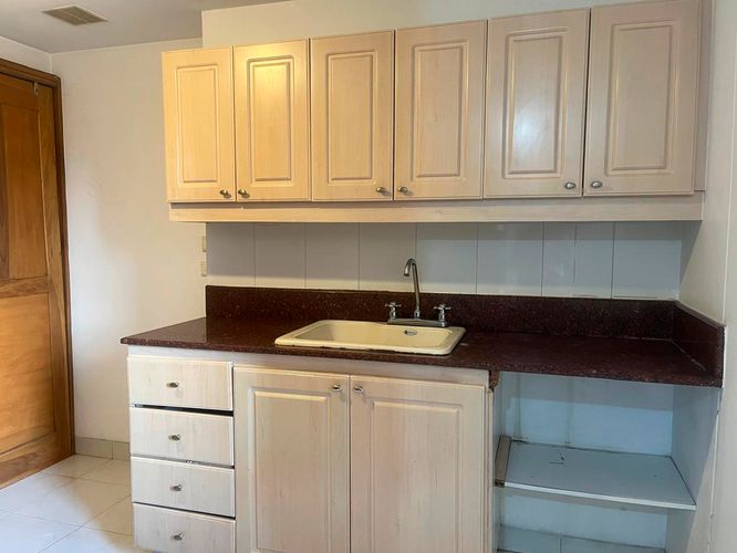 Apartamento de 3 alcobas en arriendo en El Poblado, Medellín, 170 m² · foto 8 de 20