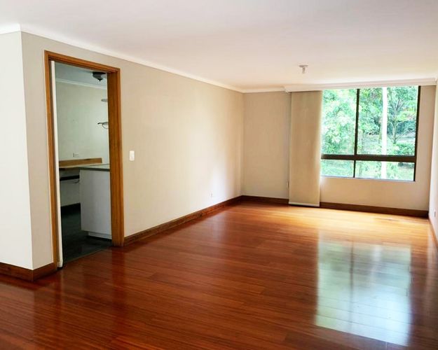 Apartamento de 3 alcobas en arriendo en El Poblado, Medellín, 167 m² · foto 9 de 12