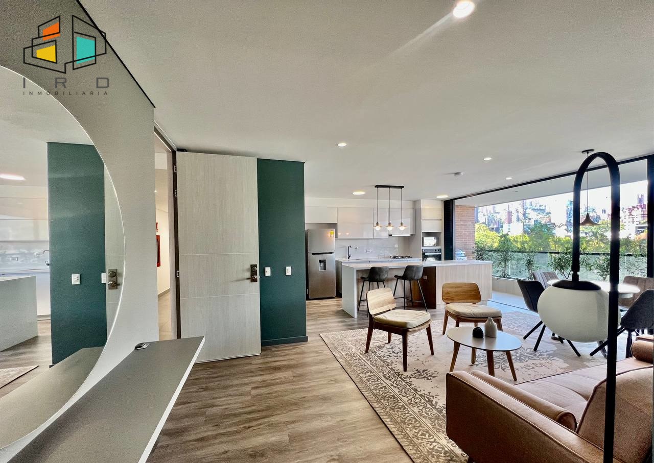 Apartamento en arriendo en Lalinde, Medellín · foto 4 de 24