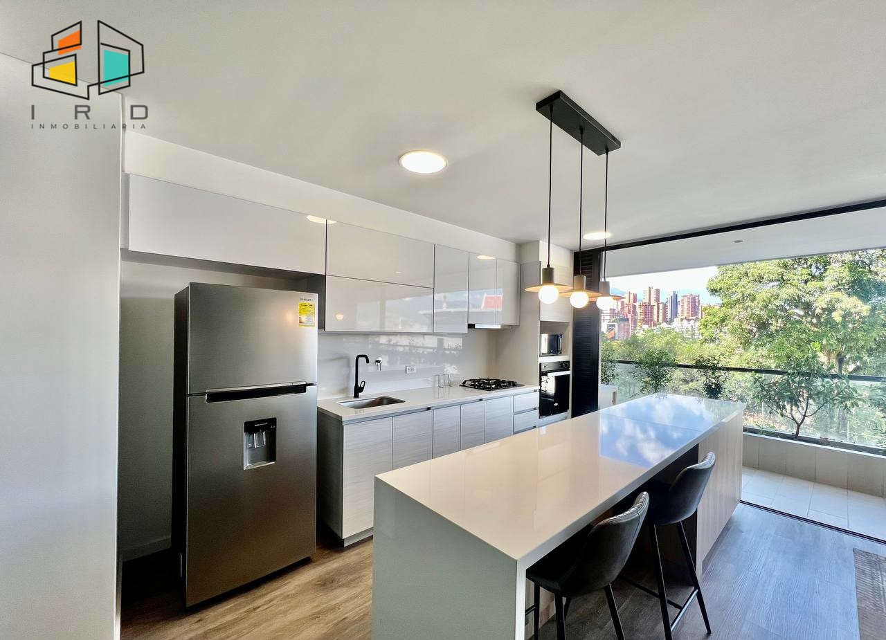 Apartamento en arriendo en Lalinde, Medellín · foto 9 de 24