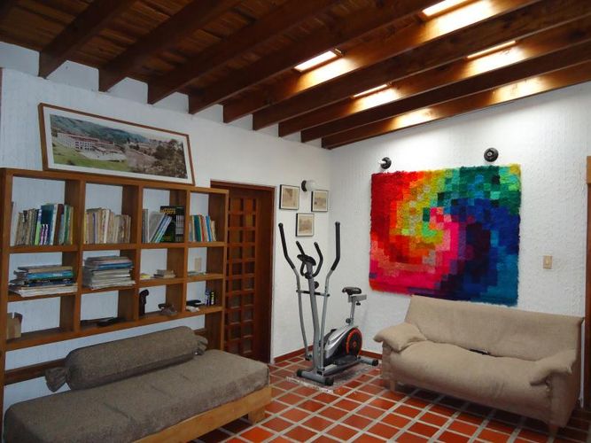 Casa de 9 alcobas en venta en San Jose, Bucaramanga, 268 m² · foto 20 de 24