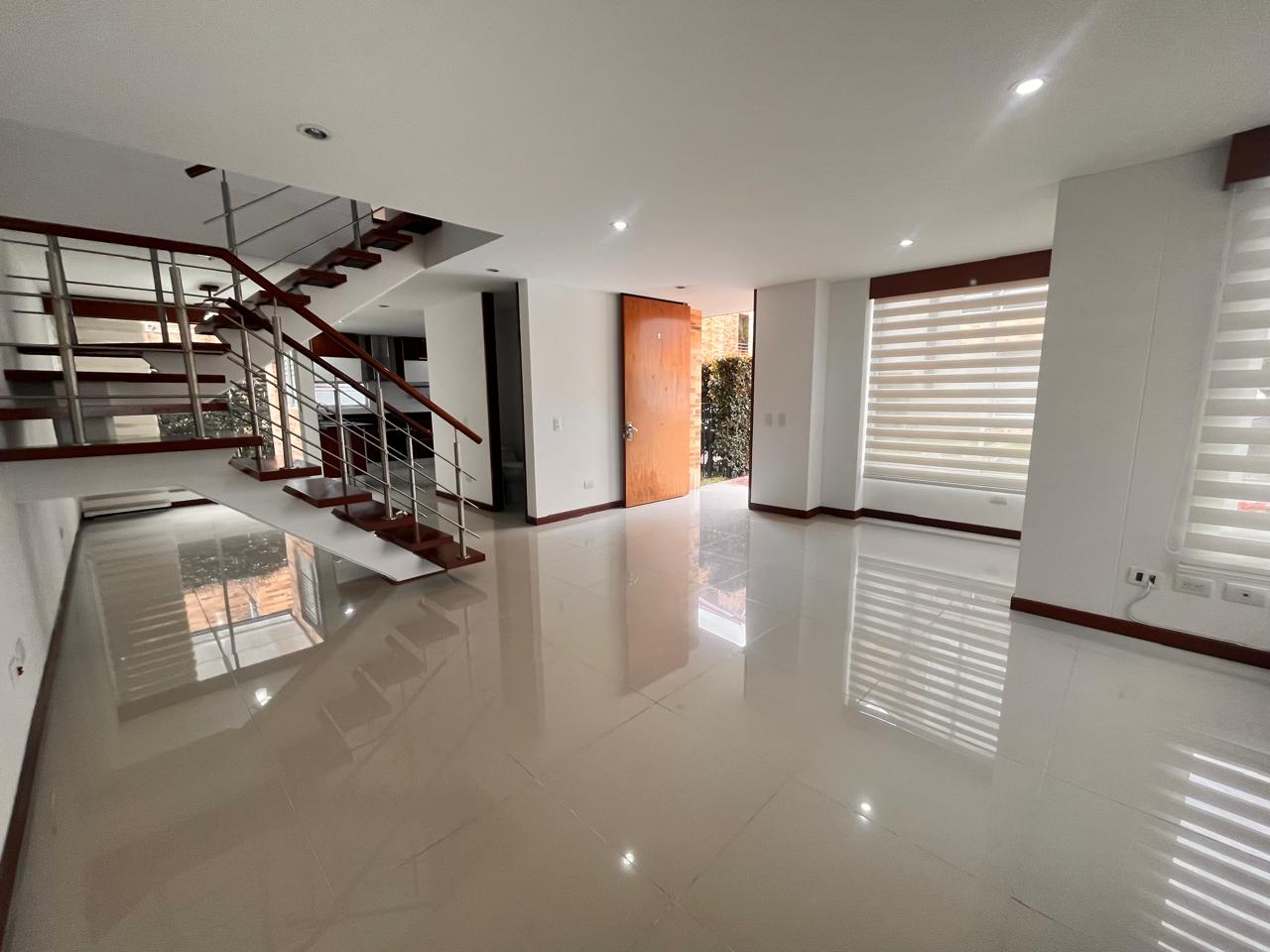 Casa en Arriendo en Av chilacos 1 - 50, Chía