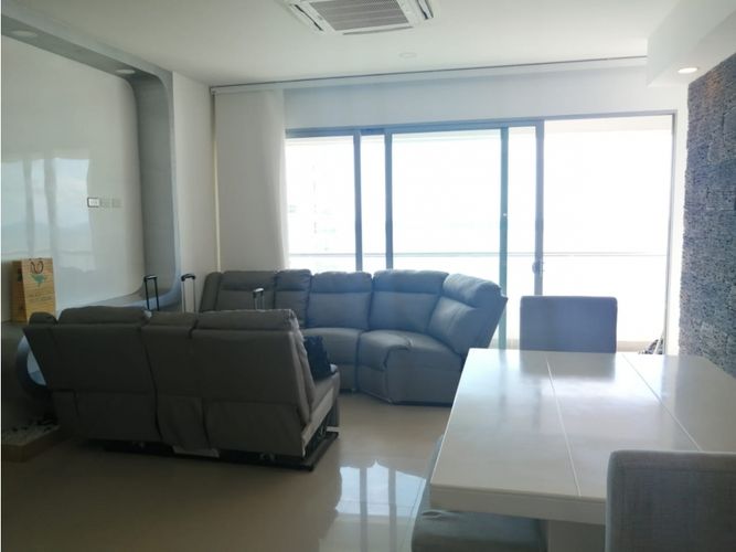 Apartamento de 3 alcobas en venta en Castillogrande, Cartagena, 101 m² · foto 5 de 19