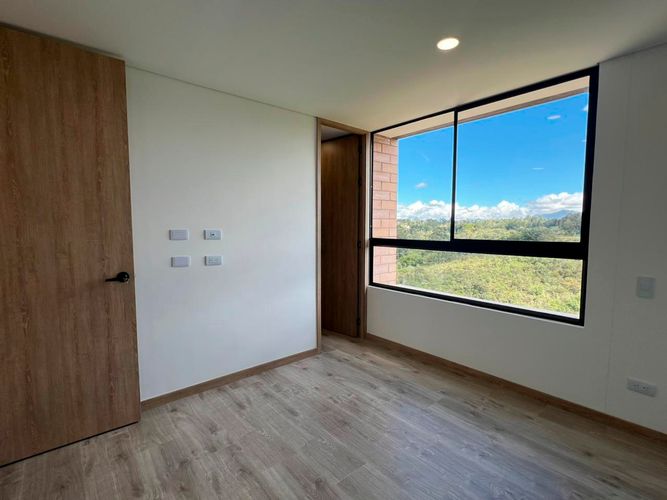 Apartamento de 2 alcobas en arriendo en Rionegro, 76 m² · foto 7 de 12