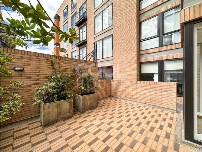 Apartamento de 3 alcobas en venta en Santa Barbara Occidental, Bogotá, 143 m² · foto 6 de 21