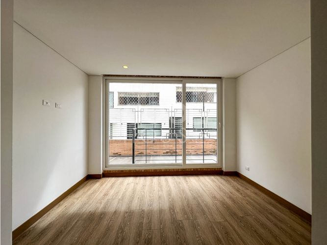 Apartamento de 3 alcobas en venta en Santa Barbara Occidental, Bogotá, 143 m² · foto 12 de 21