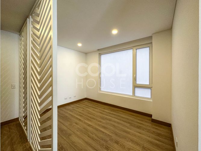 Apartamento de 3 alcobas en venta en Santa Barbara Occidental, Bogotá, 143 m² · foto 19 de 21
