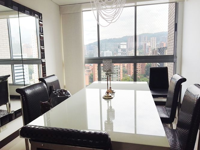 Apartamento de 3 alcobas en arriendo en El Poblado, Medellín, 152 m² · foto 6 de 19