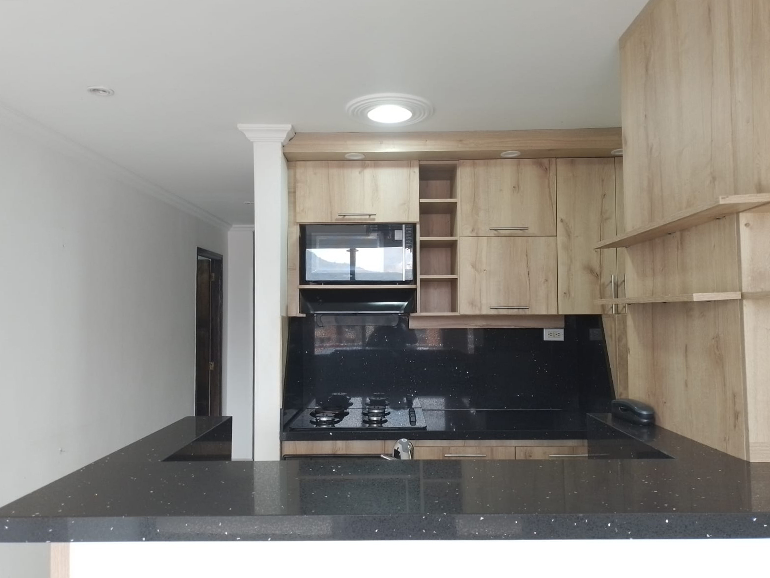 Apartamento en arriendo en Laureles, Medellín · foto 7 de 19