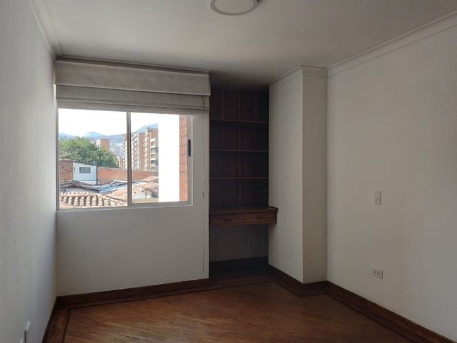 Apartamento de 3 alcobas en arriendo en Laureles, Medellín, 140 m² · foto 9 de 20