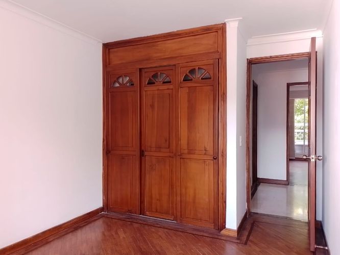 Apartamento de 3 alcobas en arriendo en Laureles, Medellín, 140 m² · foto 16 de 20