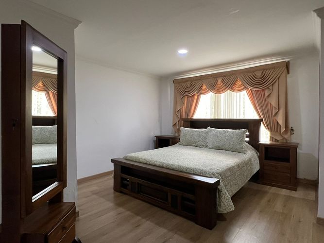 Casa de 5 alcobas en venta en Llano Grande, Rionegro, 492 m² · foto 9 de 19