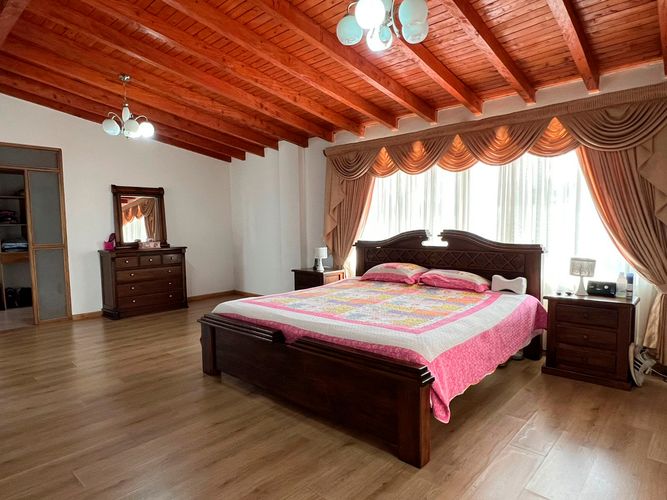 Casa de 5 alcobas en venta en Llano Grande, Rionegro, 492 m² · foto 11 de 19