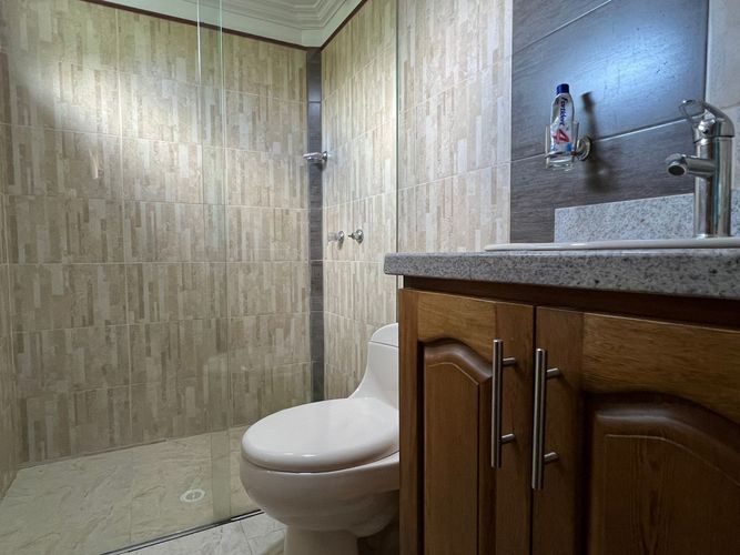 Casa de 5 alcobas en venta en Llano Grande, Rionegro, 492 m² · foto 14 de 19