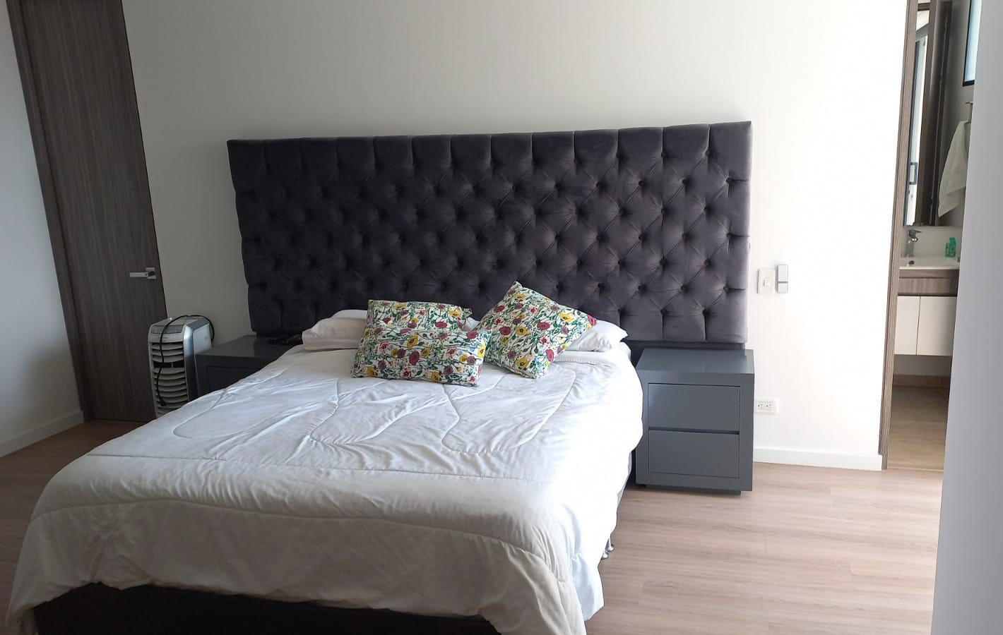 Apartamento en arriendo en La Pradera, Envigado · foto 7 de 10