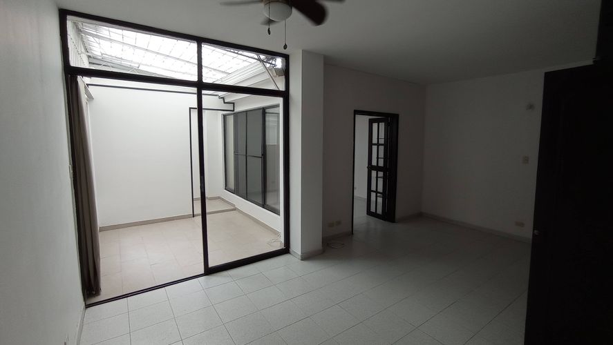 Apartamento de 1 alcoba en venta en Santa Monica, Cali, 60 m² · foto 4 de 17