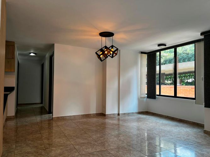 Apartamento de 3 alcobas en arriendo en El Poblado, Medellín, 114 m² · foto 2 de 18
