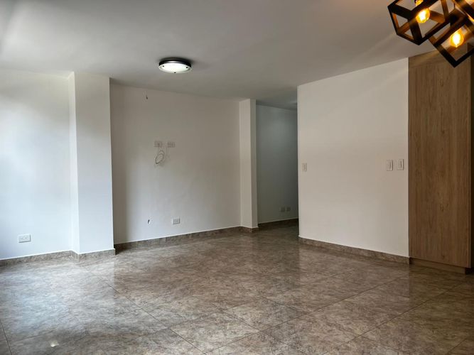Apartamento de 3 alcobas en arriendo en El Poblado, Medellín, 114 m² · foto 3 de 18