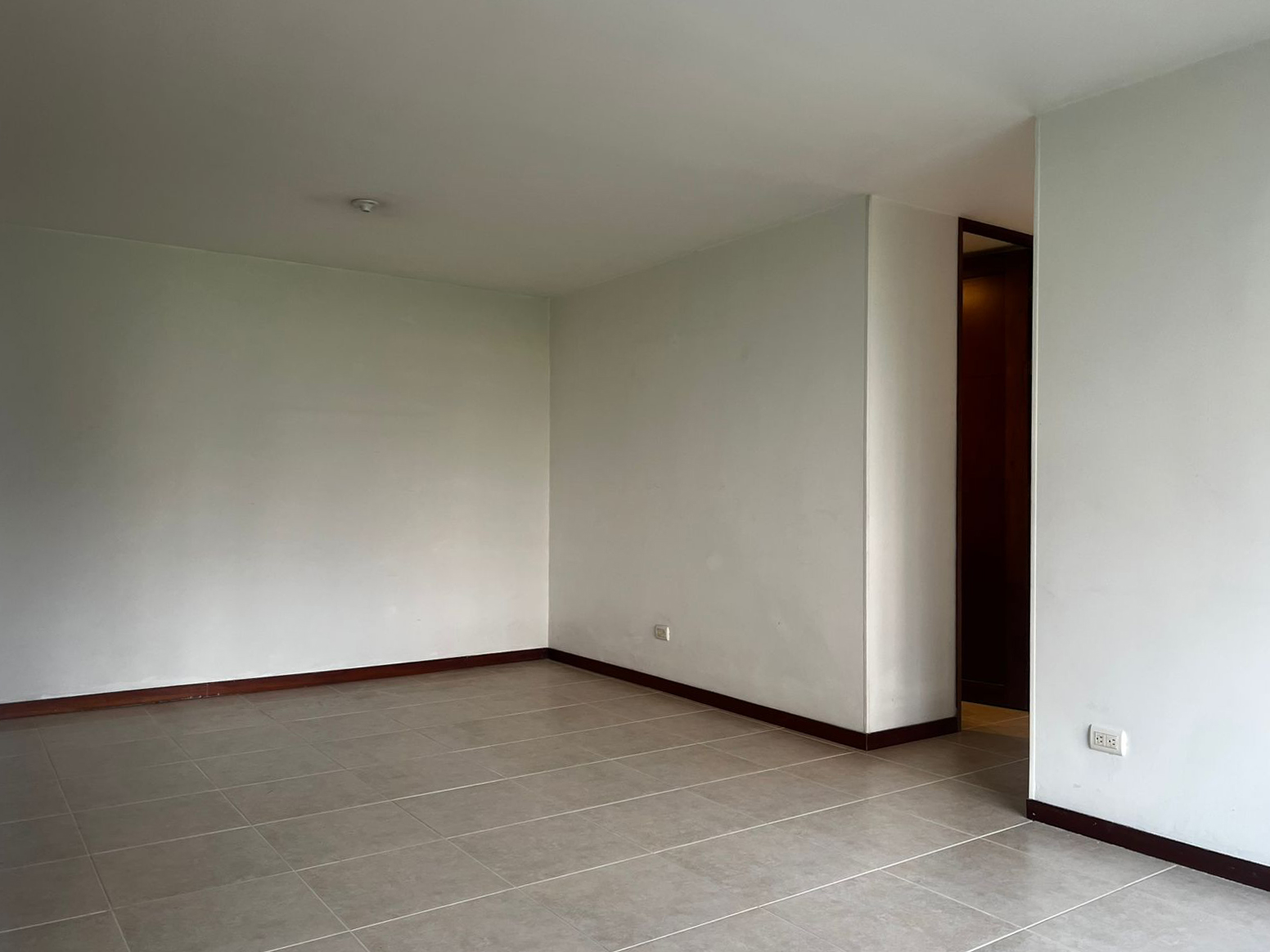 Apartamento en venta en Cumbres, Envigado · foto 10 de 18